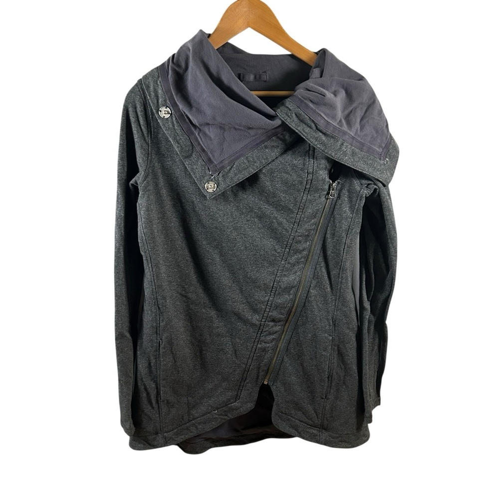 Lululemon Method‎ Wrap Gray Cowl Neck Asymmetrical Jacket Fits Size 2/4